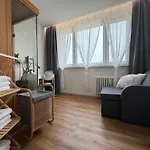 S Balkónem, Klimatizací A Infrasaunou *