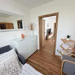 S Balkónem, Klimatizací A Infrasaunou Appartamento Ostrava