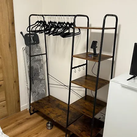 S Balkonem, Klimatizaci A Infrasaunou Appartement *