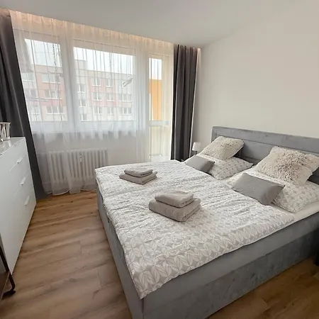 Appartement S Balkonem, Klimatizaci A Infrasaunou