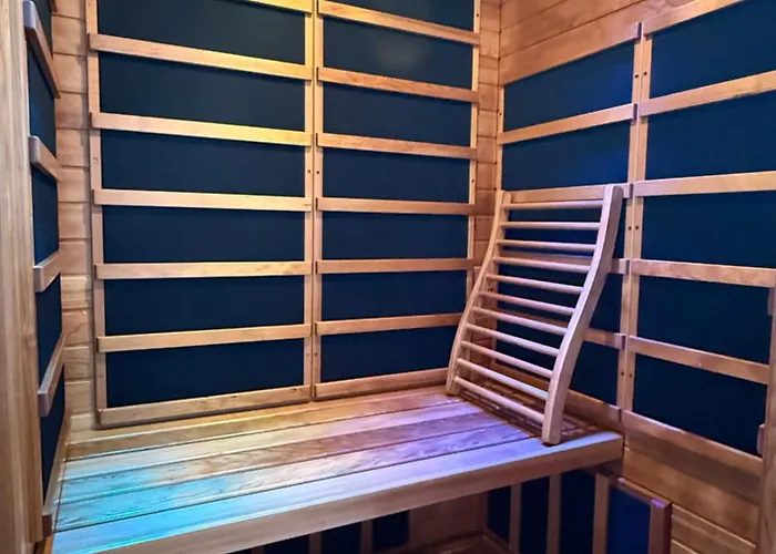 S Balkonem, Klimatizaci A Infrasaunou