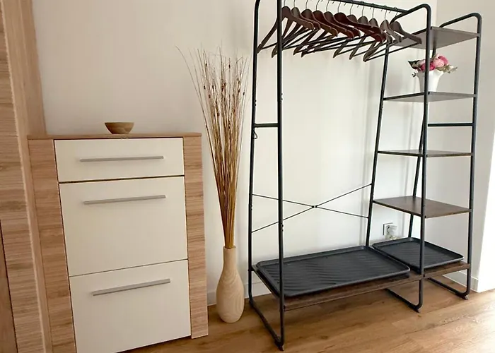 S Balkonem, Klimatizaci A Infrasaunou Apartment